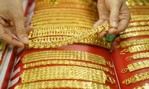 Chốt giá vàng hôm nay ngày 3/4 tăng rất mạnh trở lại