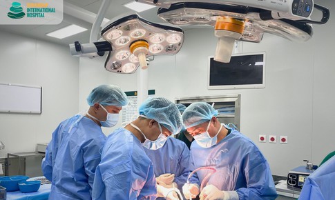 Tỷ lệ tử vong tới 30% sau gãy cổ xương đùi ở người cao tuổi: Vì sao cần điều trị sớm?