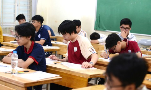 Chỉ tiêu tuyển sinh lớp 10 Hà Nội có 'dễ thở' hơn năm trước?