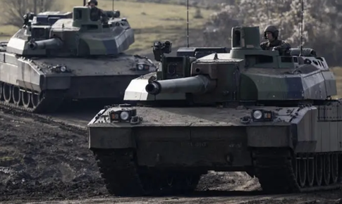 Xe tăng chủ lực Leclerc của Pháp triển khai sát Ukraine
