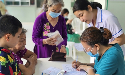 TPHCM phát động Ngày Sức khỏe toàn dân: Đưa y tế đến gần dân, chăm sóc từ sớm