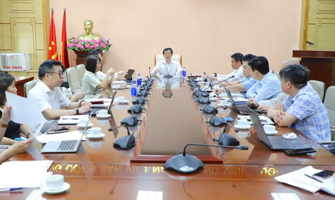 Thúc đẩy tiến độ thực hiện chuyển đổi số y tế, bệnh án điện tử và sổ sức khoẻ điện tử