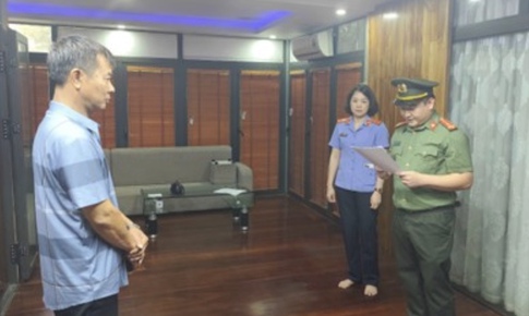 Phá đường dây mua bán hóa đơn khống hàng trăm tỷ đồng