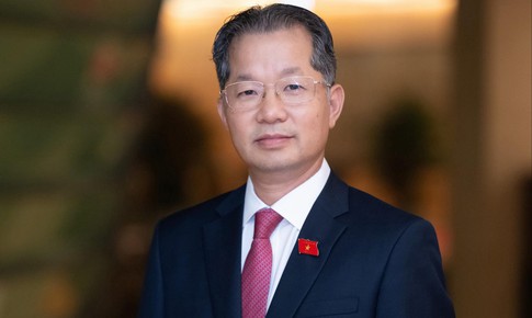 Ông Nguyễn Văn Quảng tuyên thệ nhậm chức Chánh án TAND Tối cao