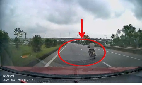 Xác minh thanh niên chạy xe máy vào cao tốc Hà Nội – Bắc Giang, lạng lách sau khi uống rượu