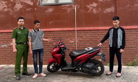 Bắt giữ 2 đối tượng cướp tài sản trong đêm trên Quốc lộ 2