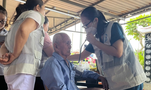 Từ hôm nay, người dân TPHCM có ‘bác sĩ gia đình’ theo dõi sức khoẻ tại nhà