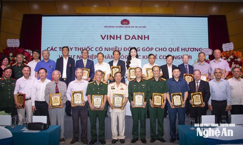 Thầy thuốc Nghệ An tại Hà Nội lan tỏa y đức, hướng về quê hương