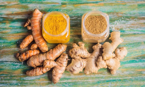 Khoa học vừa khám phá thêm một lợi ích không ngờ từ nghệ và gừng