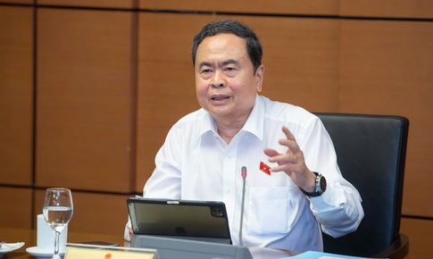 Chủ tịch Quốc hội đề nghị mở rộng phạm vi trợ giúp pháp lý đối với trẻ em, người gặp biến cố tài chính