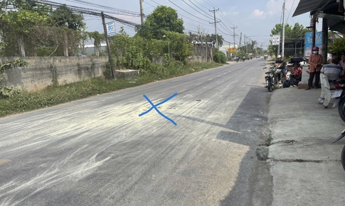 Người đàn ông 69 tuổi đem can xăng ra đường châm lửa tự thiêu