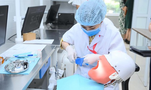Lo ngại khoảng trống kiến thức nền tảng khi xét tuyển khối ngành Sức khỏe bằng môn xã hội