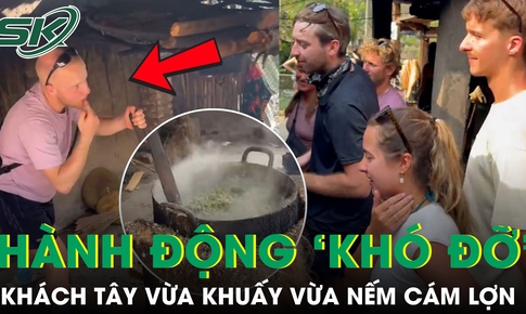 Khoảnh khắc vừa khuấy vừa nếm cám lợn của khách Tây khiến ai xem cũng bật cười