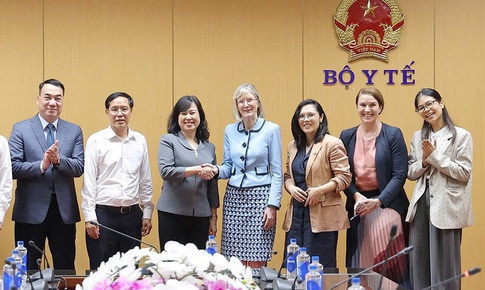 Bộ trưởng Đào Hồng Lan tiếp, làm việc với Đại sứ Úc Gillian Bird về thúc đẩy hợp tác y tế