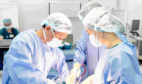 Vinmec Đà Nẵng loại bỏ thành công khối u to như thai 3 tháng gây biến dạng tử cung