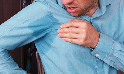 4 cách khắc phục mồ hôi nách mùa nắng nóng