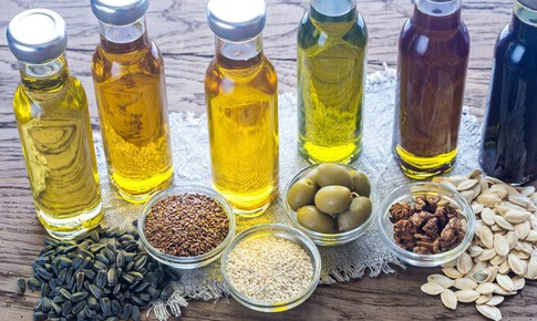 Sự thật ít người biết về ưu, nhược điểm của các loại dầu ăn phổ biến