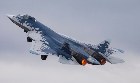 Nga ra mắt tiêm kích Su-57 hai chỗ ngồi để 'chiều' đối tác đặc biệt