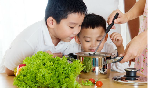 Gợi ý thực đơn thanh mát nhưng vẫn đủ dinh dưỡng cho trẻ vào ngày hè