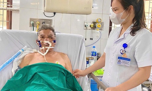 Cứu sống người đàn ông 69 tuổi đuối nước nguy kịch