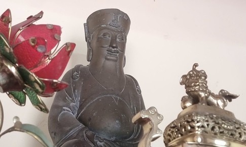 Giải mã bí ẩn pho tượng cổ ở vùng đất Chúa Tiên Nguyễn Hoàng lập dinh
