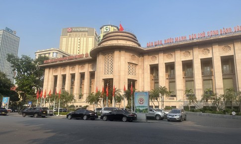 Ngân hàng Nhà nước làm rõ việc không được tách lệnh chuyển tiền