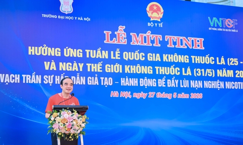 Hiệu trưởng Đại học Y Hà Nội kêu gọi sinh viên ngành Y nói không với thuốc lá