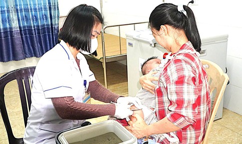 Hà Tĩnh giữ vững 'lá chắn miễn dịch' từ những mũi tiêm