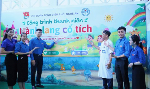 'Hành lang cổ tích' giúp bệnh nhi thêm niềm vui trong điều trị
