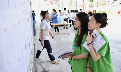 Thí sinh Hà Nội tiếp tục hành trình giành suất vào lớp 10 chuyên
