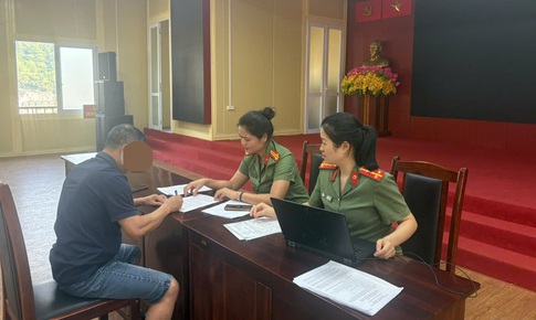 Công an làm việc với chủ tài khoản Trần Bá Sơn tham gia nhóm 'Ý Chí Dân Tộc Việt Nam'