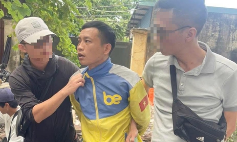 Chém vợ tử vong vì phát hiện người đàn ông khác trong nhà