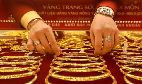 Chốt giá vàng hôm nay ngày 5/5 đảo chiều giảm rất mạnh