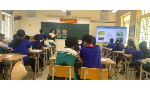 Bao giờ quyền lợi của giáo viên dạy trẻ khuyết tật được bảo đảm?