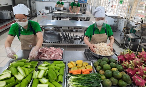 Cách đảm bảo an toàn thực phẩm cho học sinh trong ngày hè