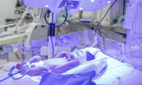 Bé trai sơ sinh mang nhóm 'máu kim cương' cực hiếm được cứu sống ngoạn mục
