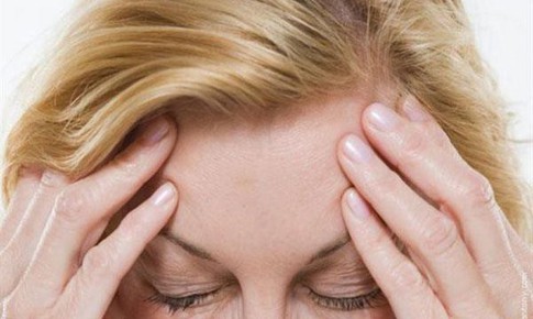 Chóng mặt dữ dội tưởng đột quỵ, hóa ra do 'sỏi tai'