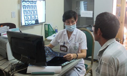 Tuyến y tế cơ sở - 'cánh tay nối dài' trong hỗ trợ cai nghiện thuốc lá
