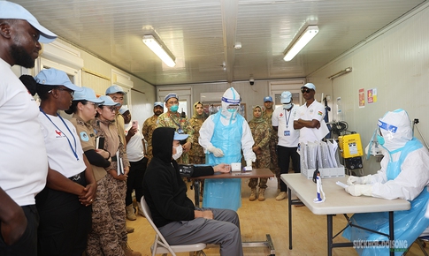 Bệnh viện Dã chiến 2.7 Việt Nam diễn tập ứng phó nguy cơ dịch Ebola tại  Nam Sudan 