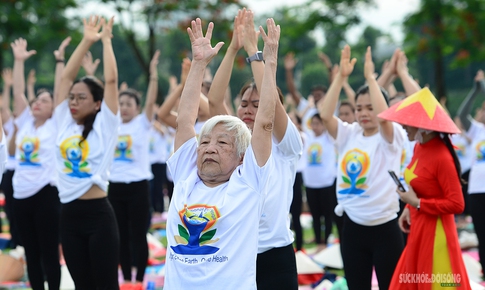Hà Nội: 1.500 người đồng diễn tại Ngày Quốc tế Yoga 2026