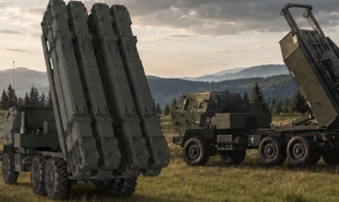 Tên lửa HIMARS Mỹ tăng gấp 4 hỏa lực mở rộng sức ép lên Nga
