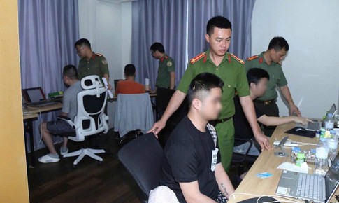 Nhóm người nước ngoài tạm trú bất hợp pháp, hoạt động trái phép trên không gian mạng