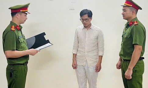 Khởi tố chủ cửa hàng Bull Sneaker về tội xâm phạm quyền sở hữu công nghiệp, thu giữ hàng hóa hơn 3,1 tỷ đồng