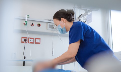 Vinmec Phú Quốc cứu sống cụ bà 92 tuổi mắc nhiễm khuẩn huyết, suy hô hấp cấp nguy kịch