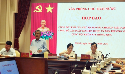Công bố lệnh của Chủ tịch nước đối với 2 pháp lệnh quan trọng về tư pháp và hoàn thiện pháp luật
