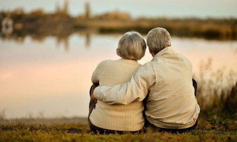 Cách cải thiện sức khỏe tình dục ở người cao tuổi