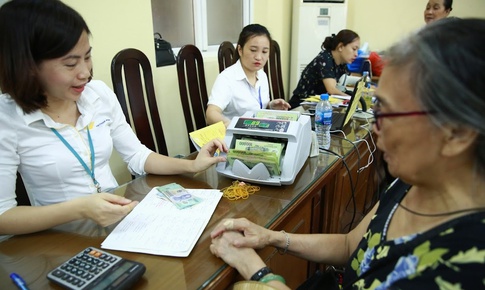 Tin vui: Đề xuất tuổi hưởng trợ cấp hưu trí xã hội xuống dần 70