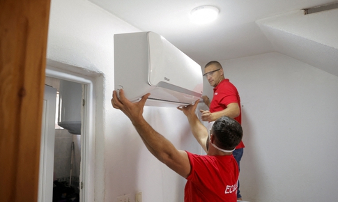Doanh nghiệp điều hòa châu Á 'hái ra tiền' từ cái nóng kỷ lục ở châu Âu