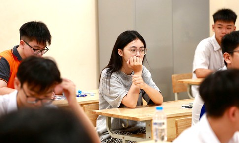 Học sinh đã nhập học lớp 10 trường tư có còn cơ hội quay lại trường công?