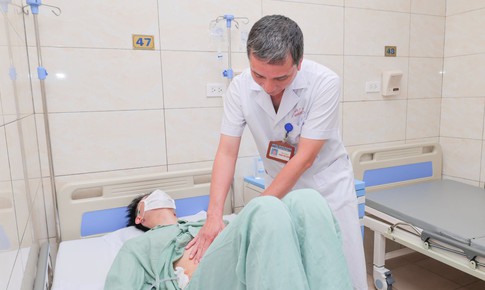 Đau bụng vùng hố chậu phải kéo dài 1 tuần, nam thanh niên bất ngờ được phát hiện viêm ruột thừa vỡ
